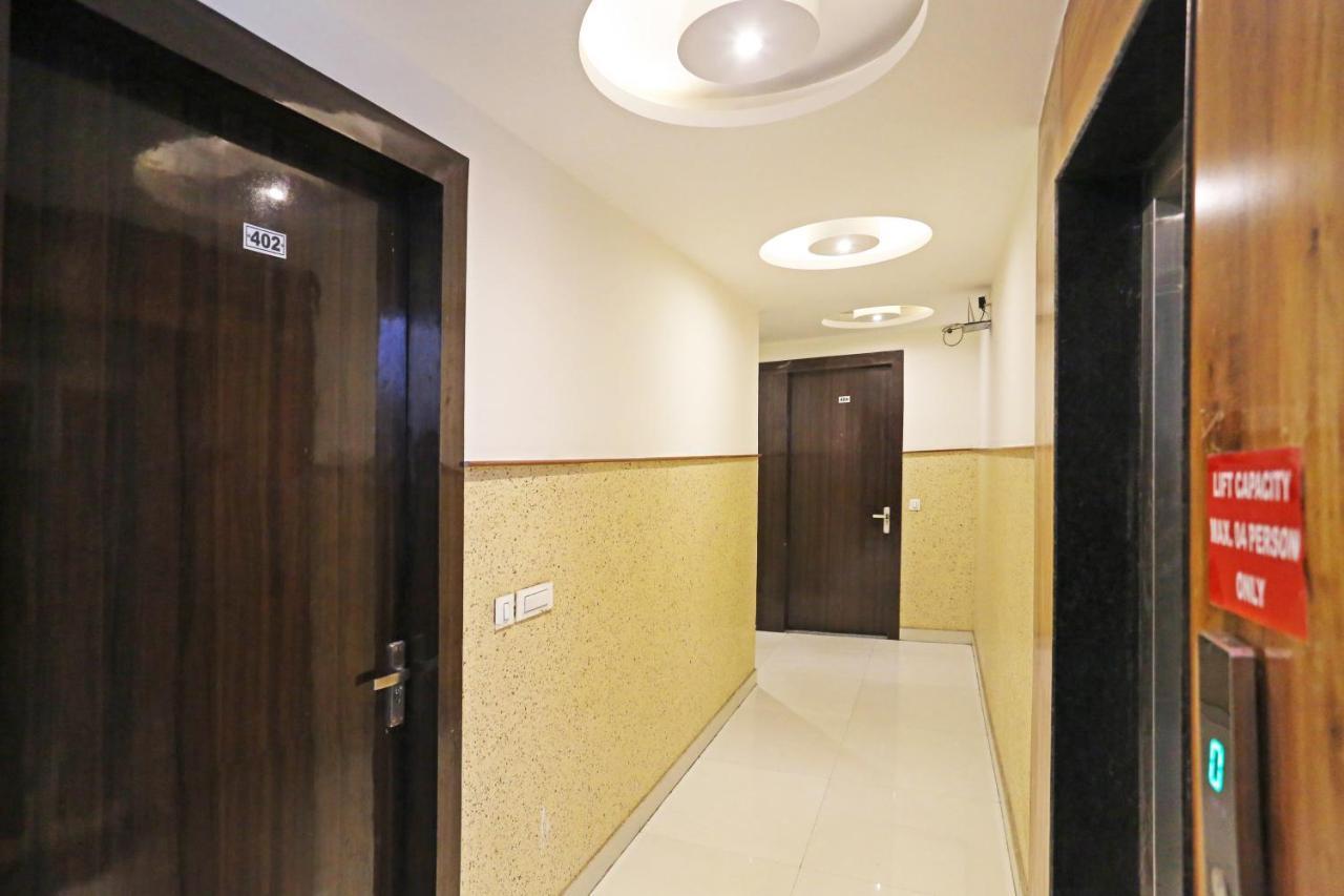 Hotel Iconic Near Delhi Igi International Airport Nova Deli Exterior foto