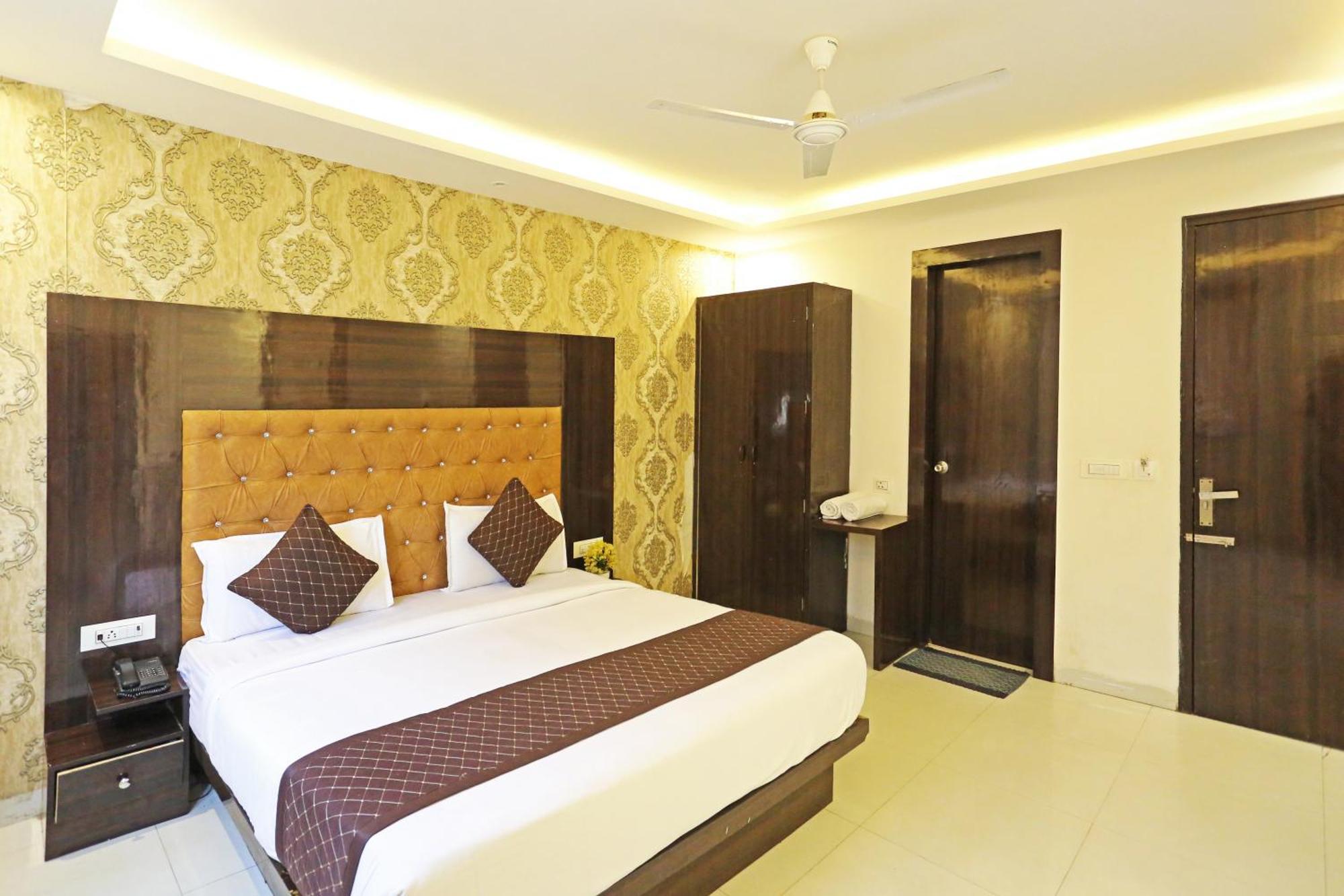 Hotel Iconic Near Delhi Igi International Airport Nova Deli Exterior foto